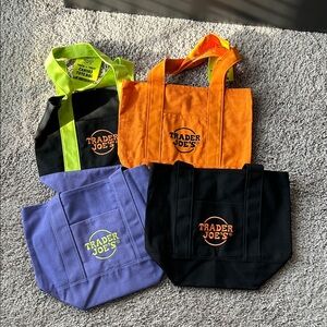 Trader Joe’s Minj Tote Bag Set